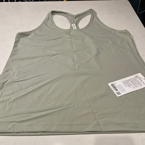 Lululemon nwt size 20 cool racerback tank nulu